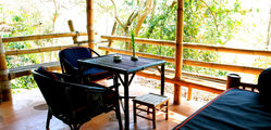 Phu Chaisai Mountain Resort - Bamboo Cottage Terrece View