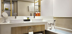Amari Watergate Hotel - Grand Deluxe Room Bathroom.jpg