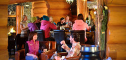 Tyax Wilderness Resort - Lounge & Bar