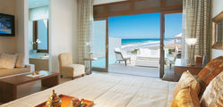 Amirandes - Beach Villa Bedroom