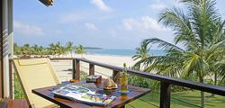 Uga Bay Resort - Beach Villa Terrace