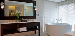 Intercontinental Samui - Baan Taling Ngam Resort - Beachfront-Pool-Villas---Bathroom.jpg