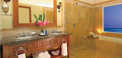 Dreams Tulum Resort & Spa - Club Junior Suite Ocean Front Bathroom