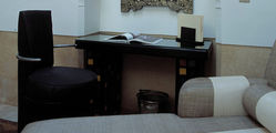 Riad Farnatchi - Desk-Suite-1.jpg