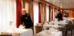 Sea Dream Yacht Club - Dining Salon