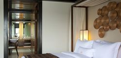 Gaya Island Resort - Gaya Island Suria Suite Bedroom