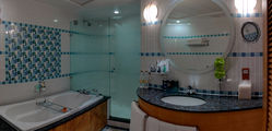 Jumeirah Beach Hotel - Jumeirah Beach Hotel   Ocean Deluxe Bathroom
