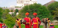 Devi Garh - Camel excursions