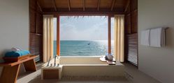 Anantara Resort & Spa Maldives - Over-Water-Suite-Bath.jpg
